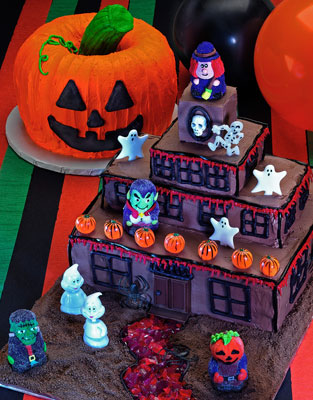 Photo of Halloween decorated cake