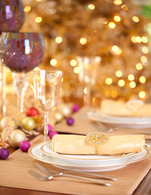 How To Set Your Holiday Table Dummies, Position Of Water And Wine Glasses On Table Setting