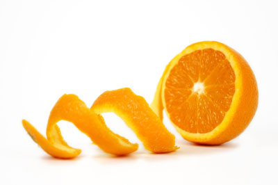 Oranges contain <i>beta</i><i> </i><i>sitosterol,</i> which has been shown to prevent tumor growth and lower blood cholesterol.