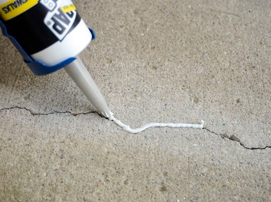 How To Fill Small Cracks In Concrete Dummies