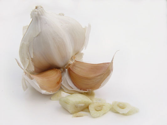 Garlic can be a preventive for worms and is considered an organic de-wormer for chickens.