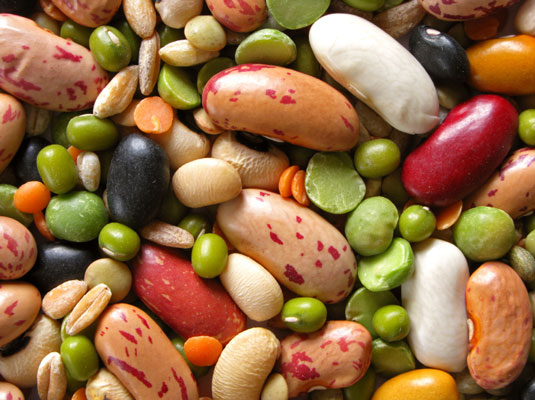 <i>Beans</i> are good for your heart by providing both soluble and insoluble fiber, as well as folate, magnesium, and potassium.