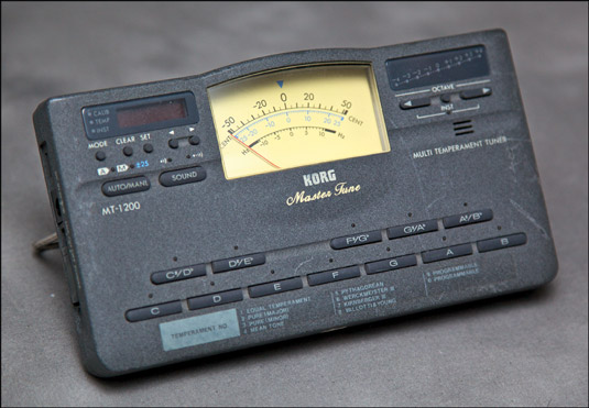 An electronic tuner. [Credit: Photograph by Nathan Saliwonchyk]