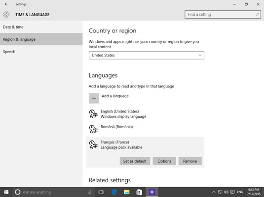 How to download a language pack in Windows 10.