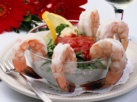 Leave the shrimp’s tail intact or pull it off.