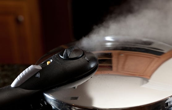 https://www.dummies.com/wp-content/uploads/instant-pot-steam-release.jpg