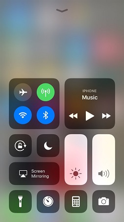 Discover the iPhone Control Center in iOS 11 - dummies