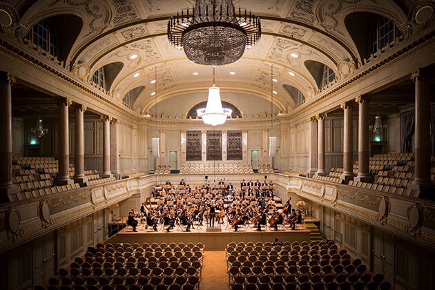 symphony rehearsing